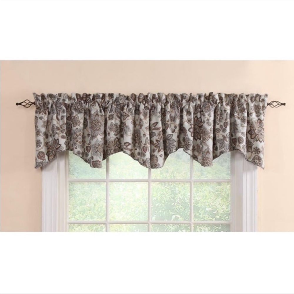 Four Valances